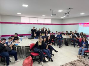 Estudantes do Colégio Santa Sofia tiveram uma experiência de imersão na área médica